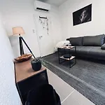 Апартаменты Am Hoeschplatz *