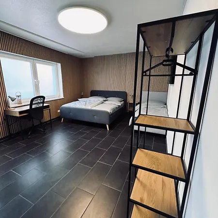 Ferienwohnung Am Hoeschplatz Apartment *