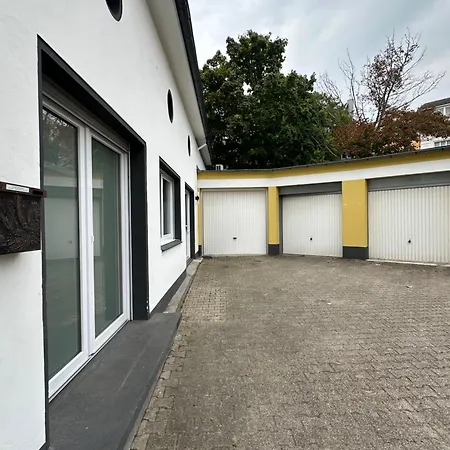 Am Hoeschplatz